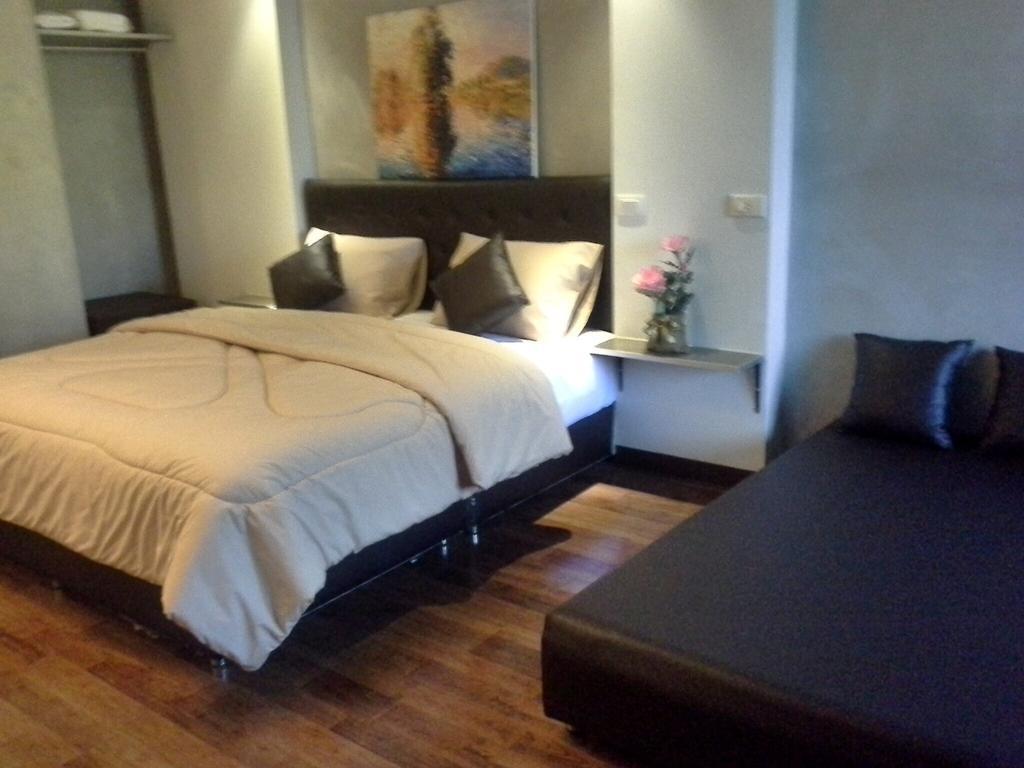 ホテル トーンタ レジデンス アット スワンナプーム バンコク都 部屋 写真